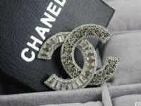 replica-alloy-chanel-brooch-47494-s.jpg