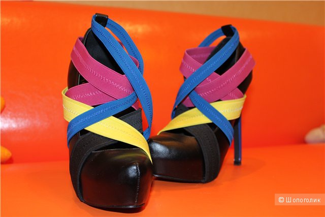 Яркие туфельки от victoria'a secret