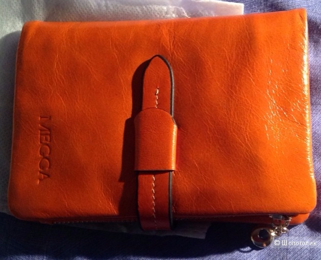 Стильный оранжевый кошелек