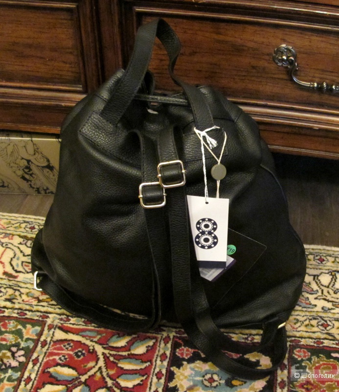 Кожаный черный рюкзак итальянской марки "8"