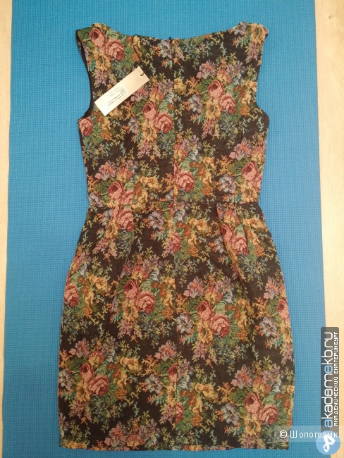 Продам абсолютно новое платье Glamorous Tapestry Dress - Multi floral / UK 8