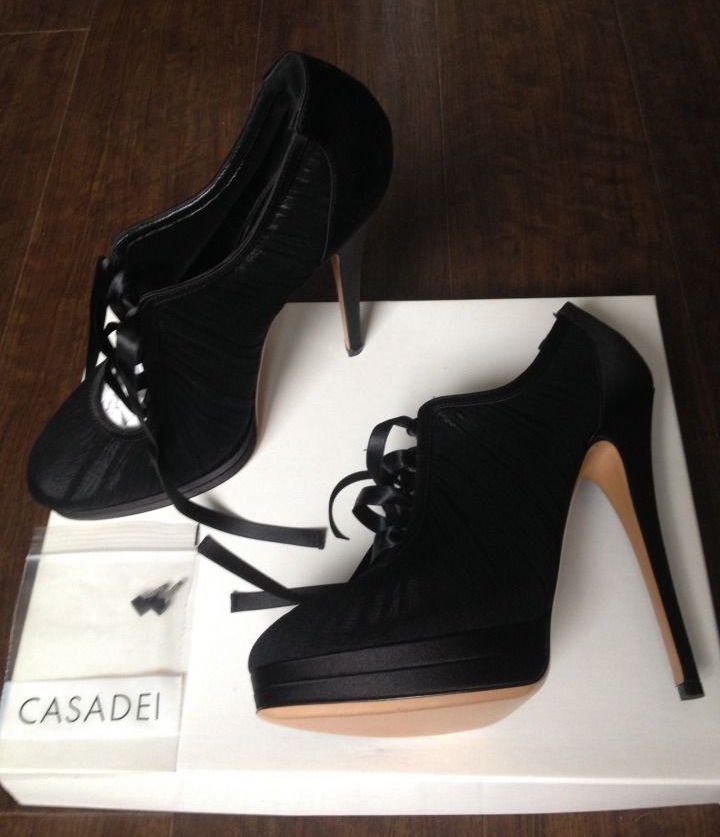 Туфли Casadei оригинальные абсолютно новые размер 37