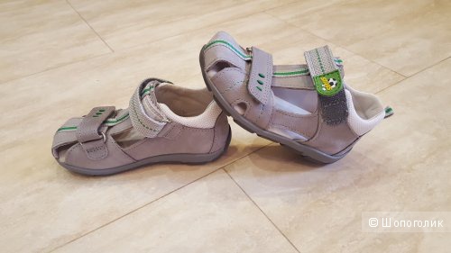 Новые полностью кожаные сандалии Superfit 25 размер