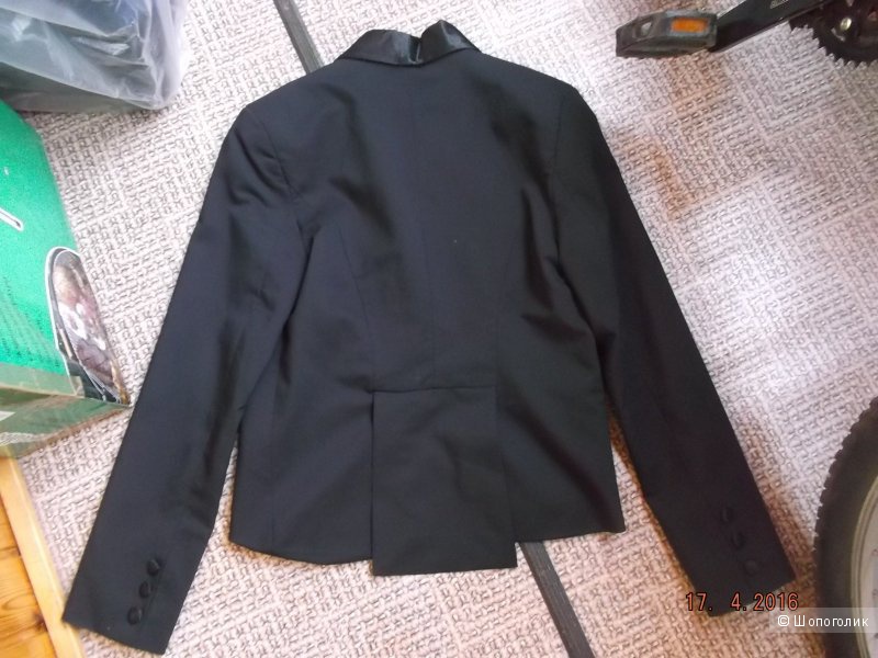 Черный пиджак 42-44