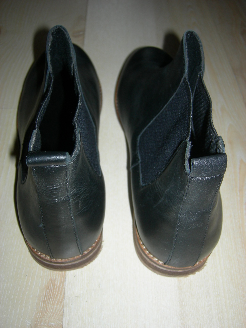 Кожаные ботинки челси Asos