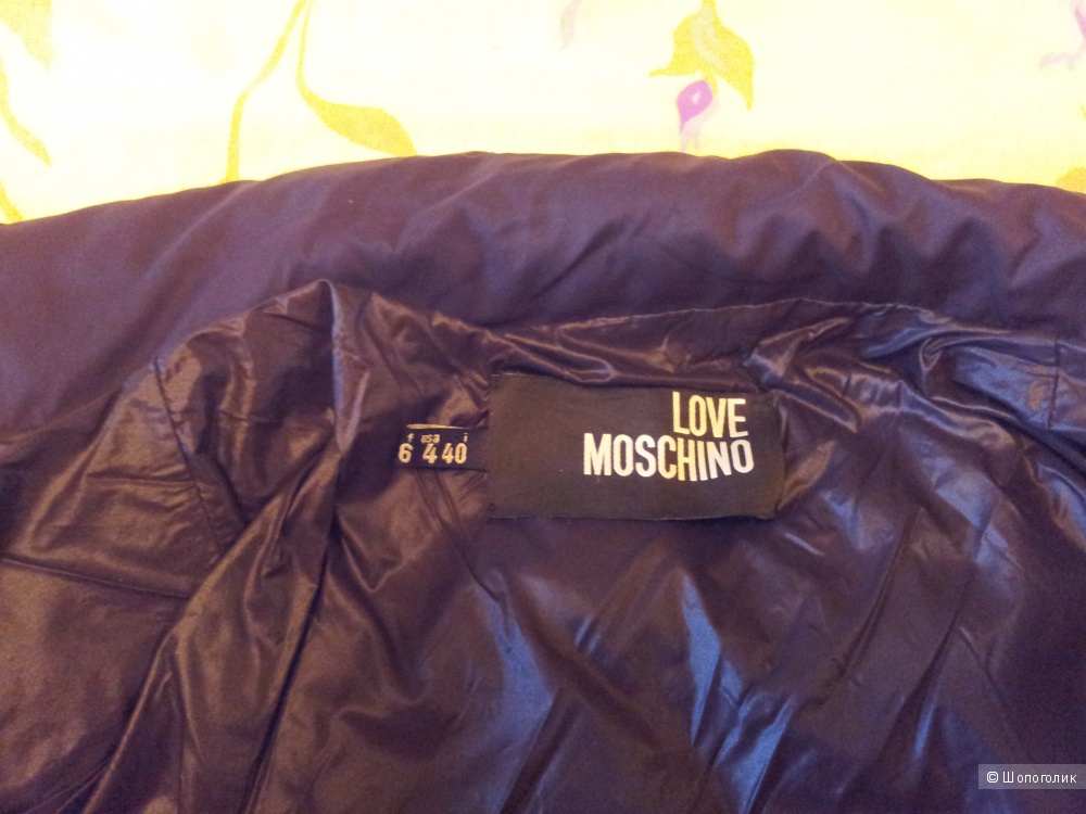 Пуховик LOVE MOSCHINO 40IT оригинал