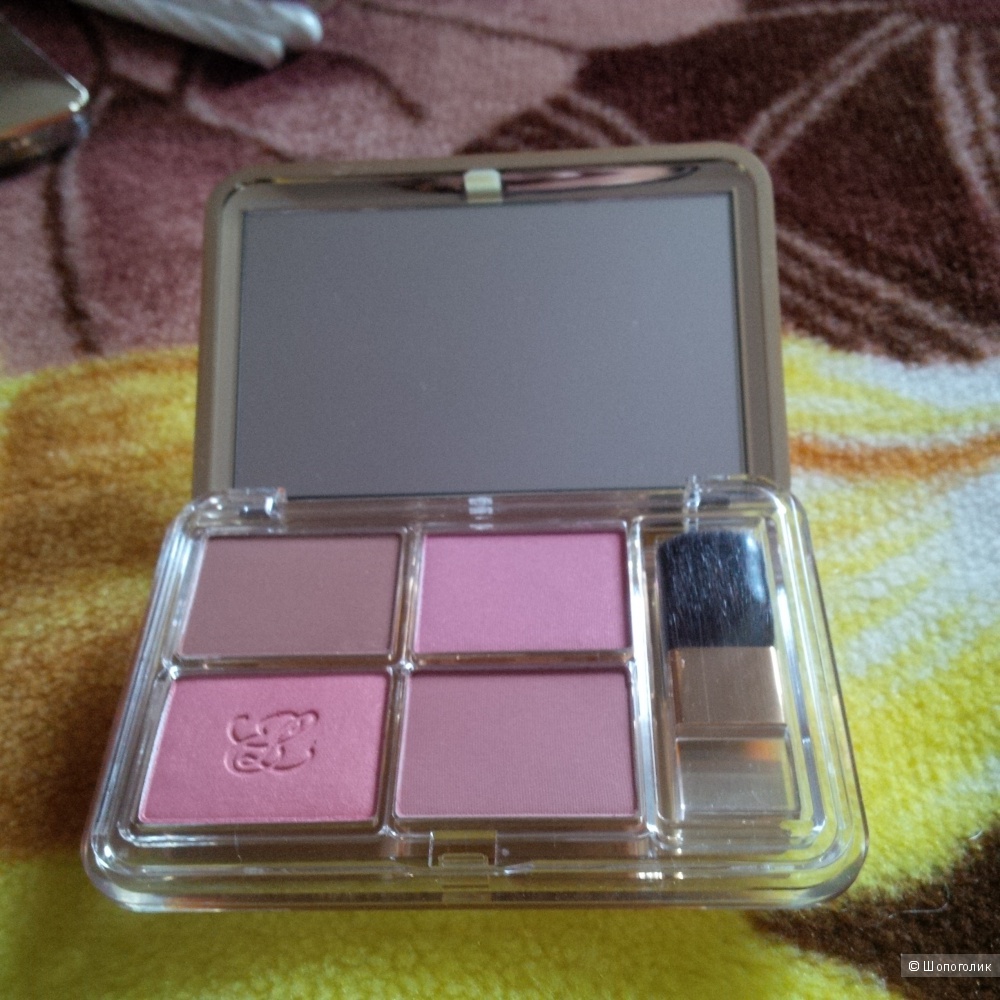 Румяна Estee Lauder Deluxe All-Over Face Compact