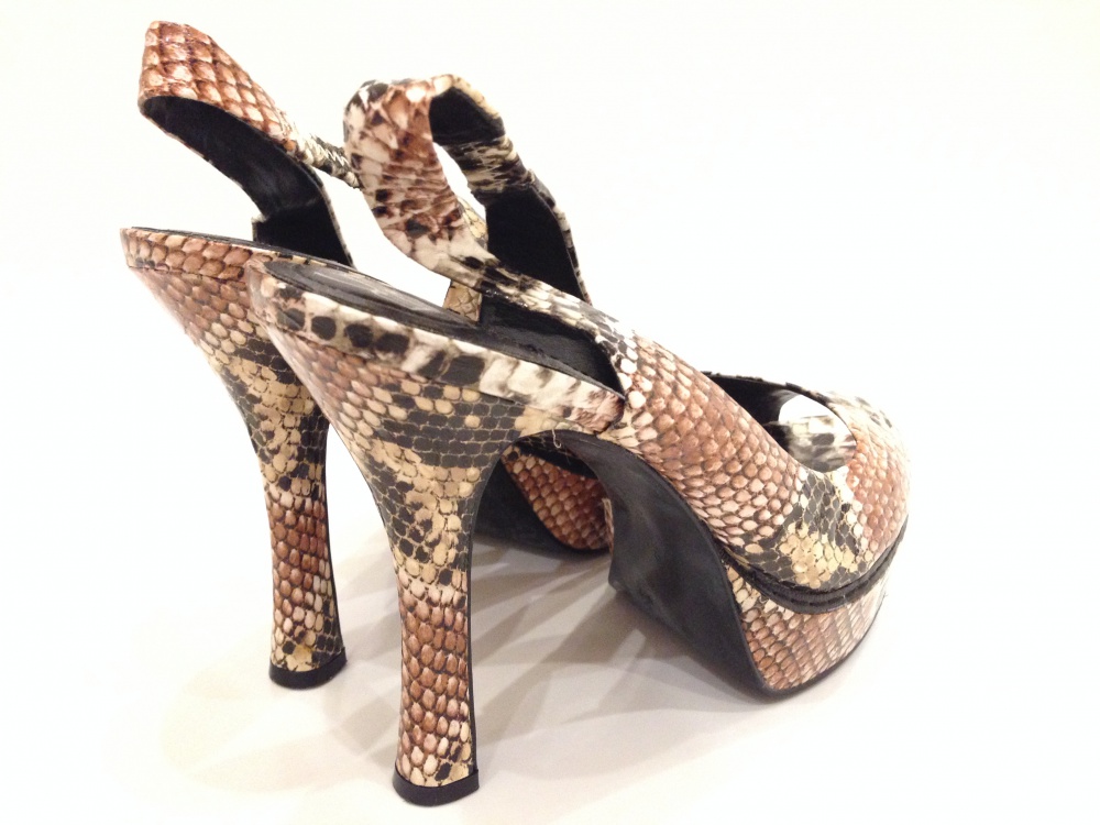 туфли BCBG за 2500р. Новые. Оригинал р.39