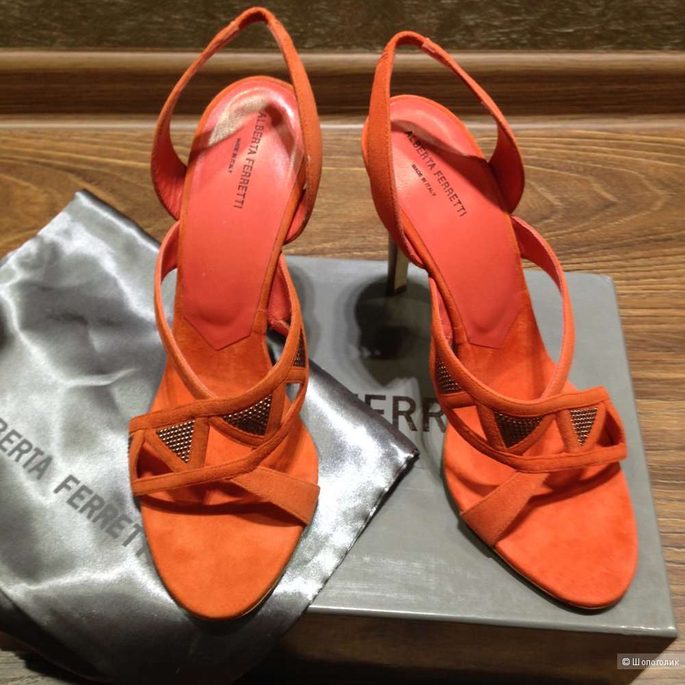 Alberta Ferretti красивейшие босоножки р.38 Новые.Оригинал