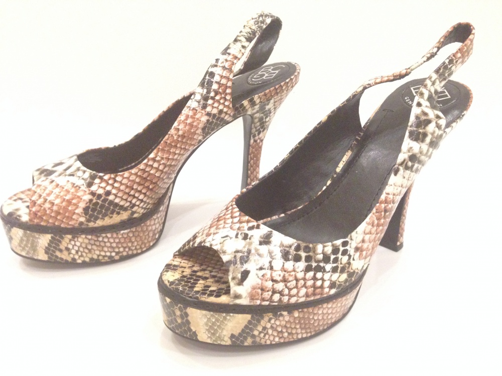 туфли BCBG за 2500р. Новые. Оригинал р.39