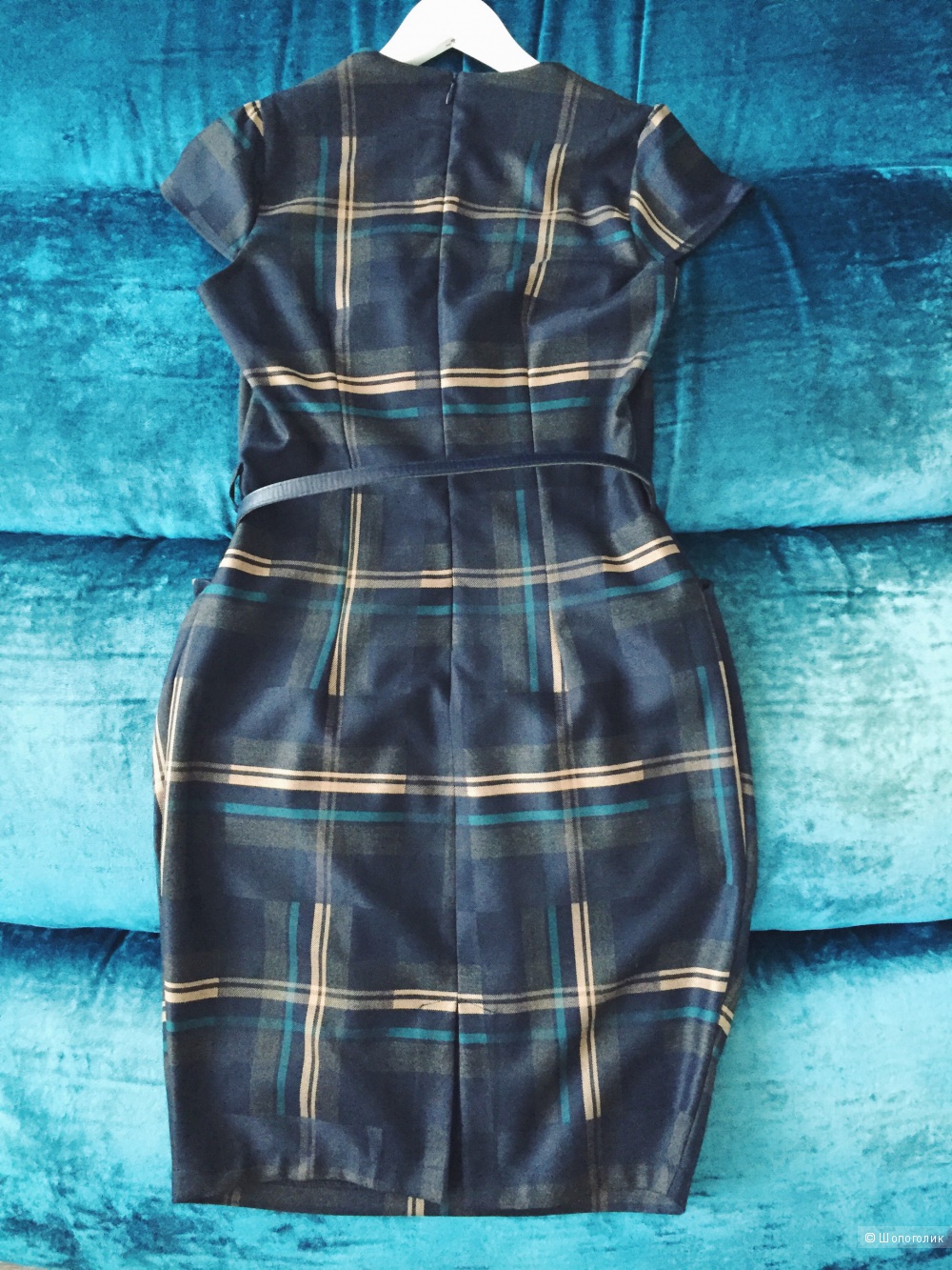 Платье-футляр в клетку шотландку темно-синее новое