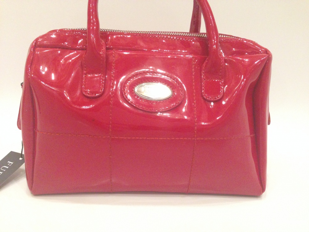 FURLA брендовая маленькая красная лаковая сумка Новая Оригинал