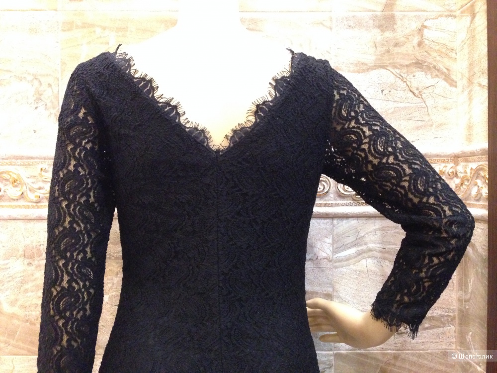 BCBG MAX AZRIA красивое черное платье из рельефного кружева р.44 Новое.Оригинал