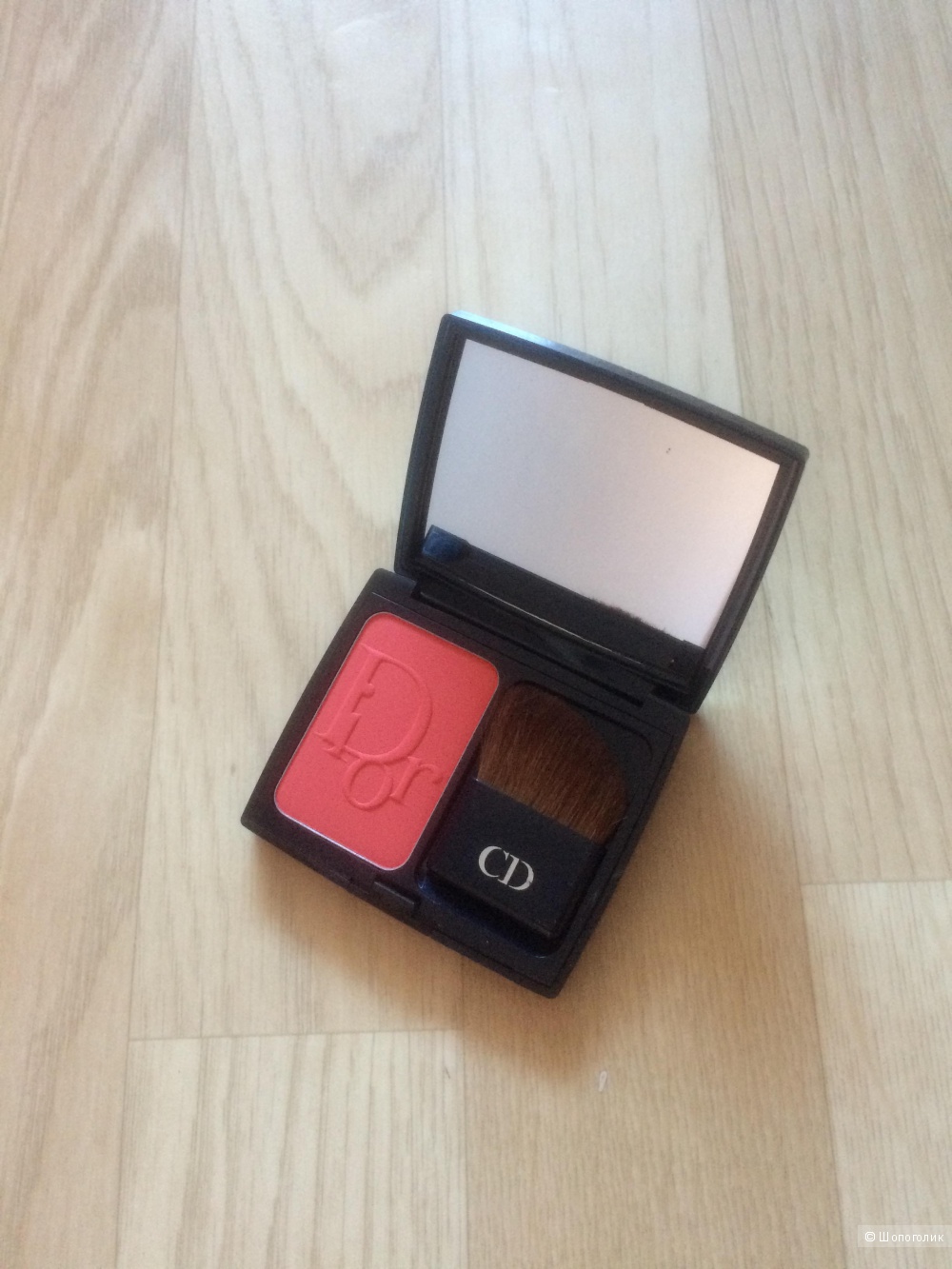 Румяна Dior Blush оттенок 896 ( очень красивый коралл)
