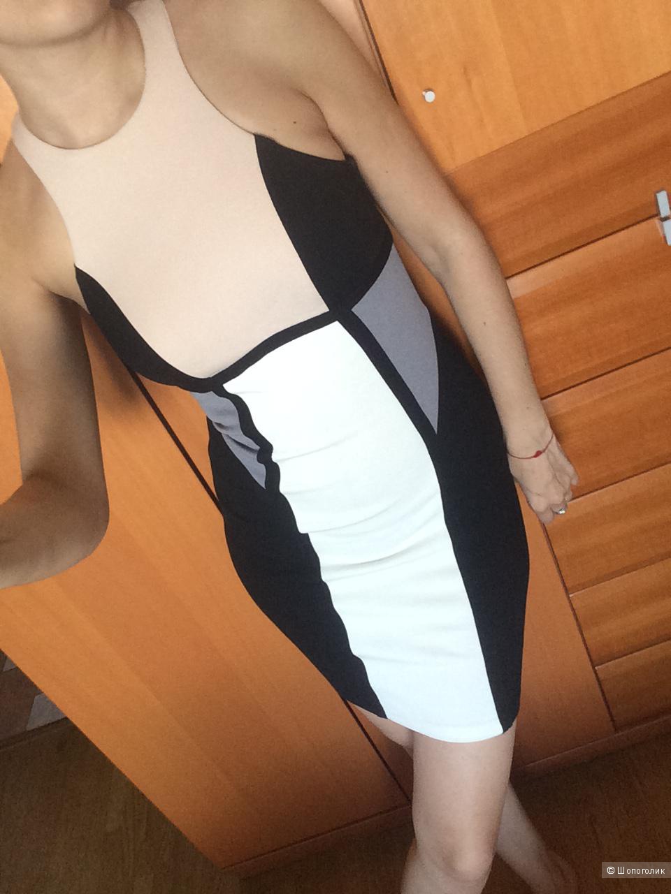Продам платье river island