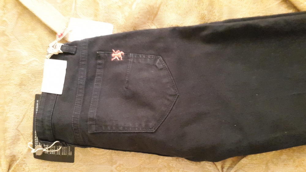 Продам джинсовые брюки MAURO GRIFONI KIDS маркировка 14 лет (реально 10-12 лет)
