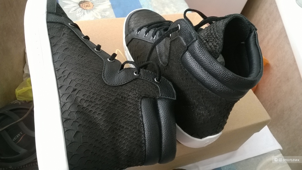 Высокие кеды Joie Devon Anaconda Embossed Leather Size: 36.5