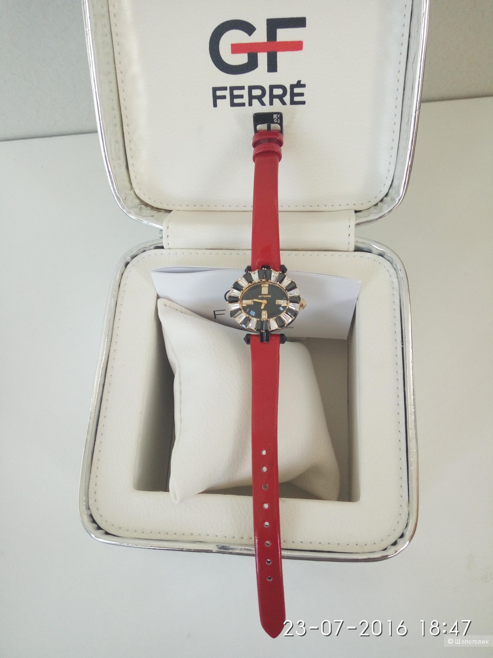 Продам новые часы GF FERRE 9037 GF.9037L/03
