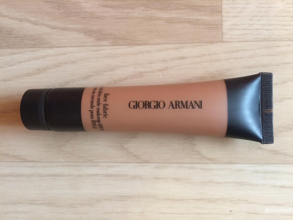 Тональный крем Giorgio Armani