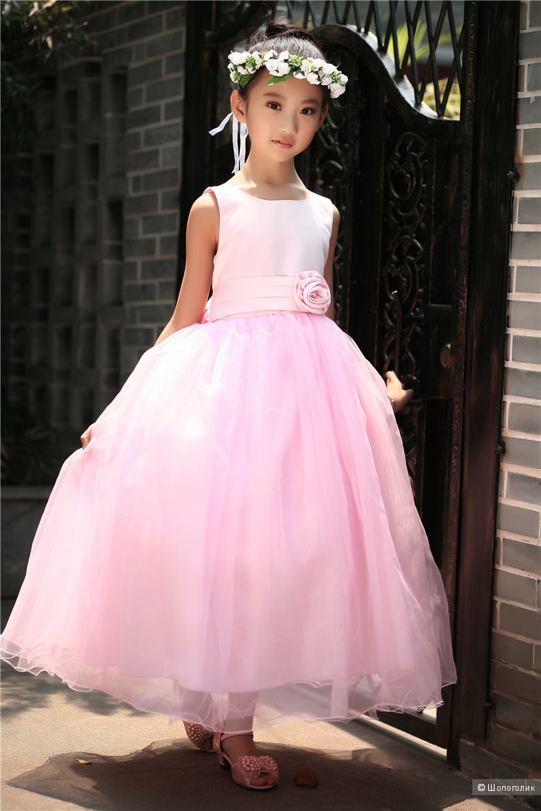Красивое детское платье на рост 150см