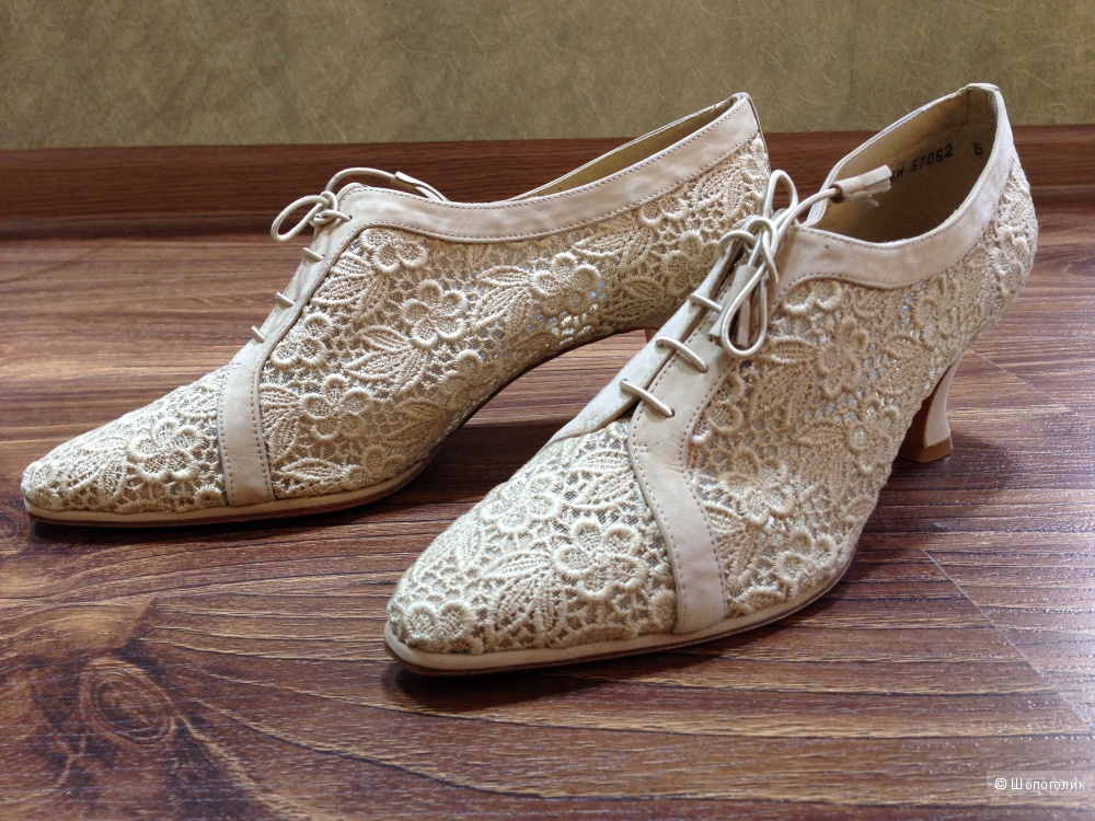 Ботильоны из кружева и замши от легендарного Stuart Weitzman р.38 Новые