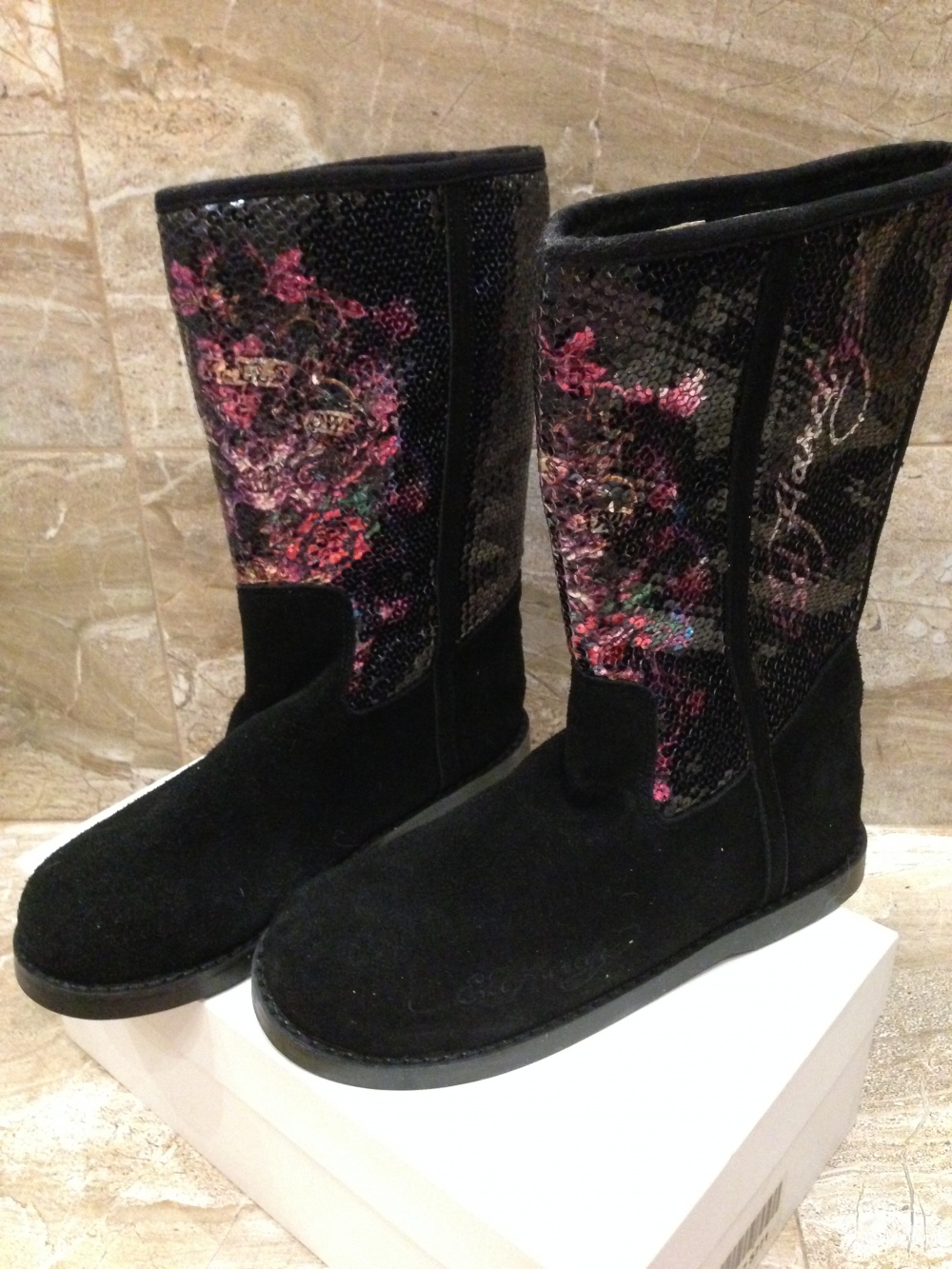 Дизайнерские зимние сапоги угги от Ed Hardy новые оригинал р.37 и 38