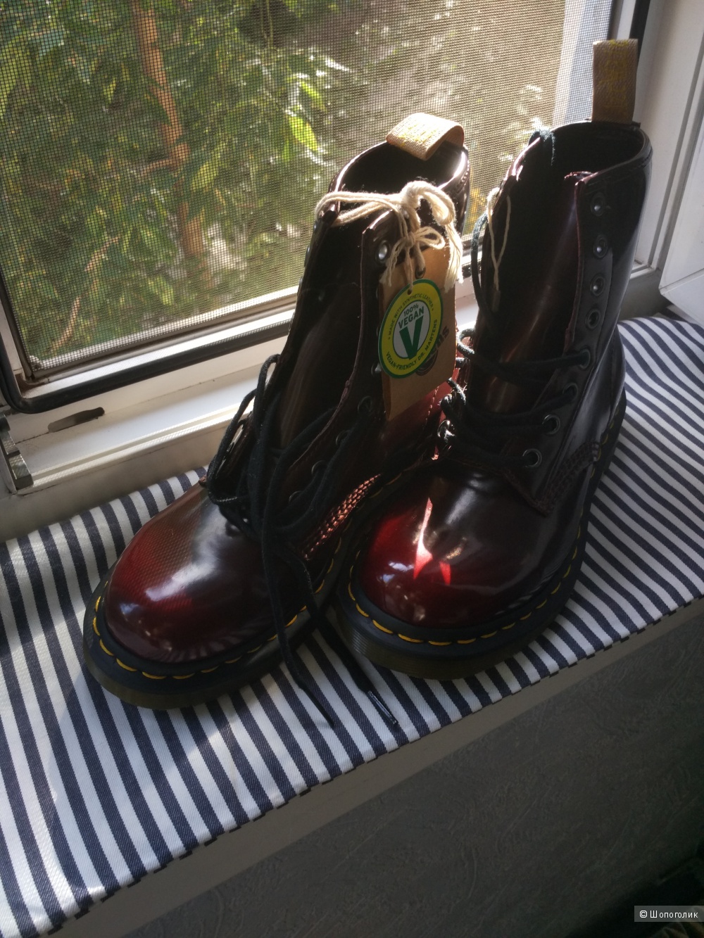 Срочно продам новые ботинки dr. Martens из экокожи 36 р-р или 3-uk