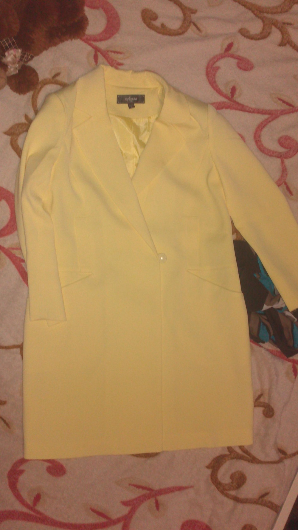 Пиджак миди бледно-лимонного цвета 42-44 S