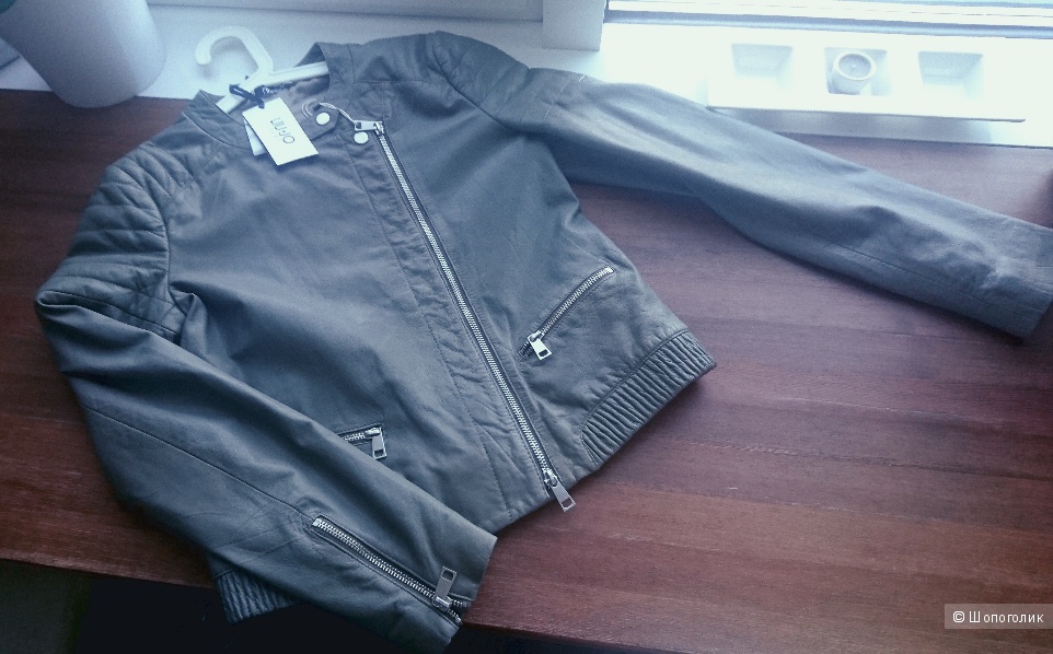 Новая кожаная куртка LIU JO Jeans 42 it (44 российский)
