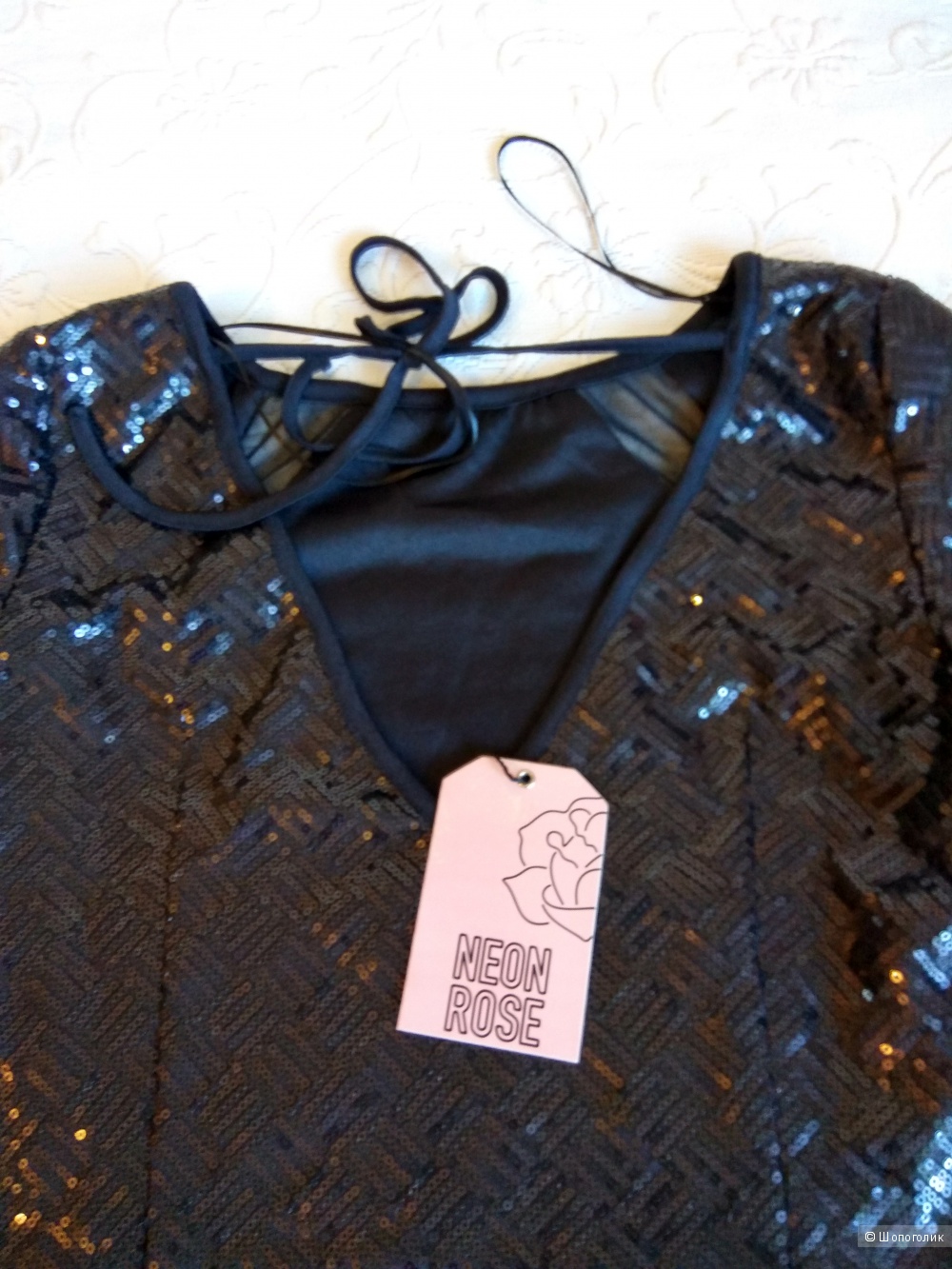 Маленькое черное платье в пайетках Neon Rose новое размер 12 ( росс.44-46)