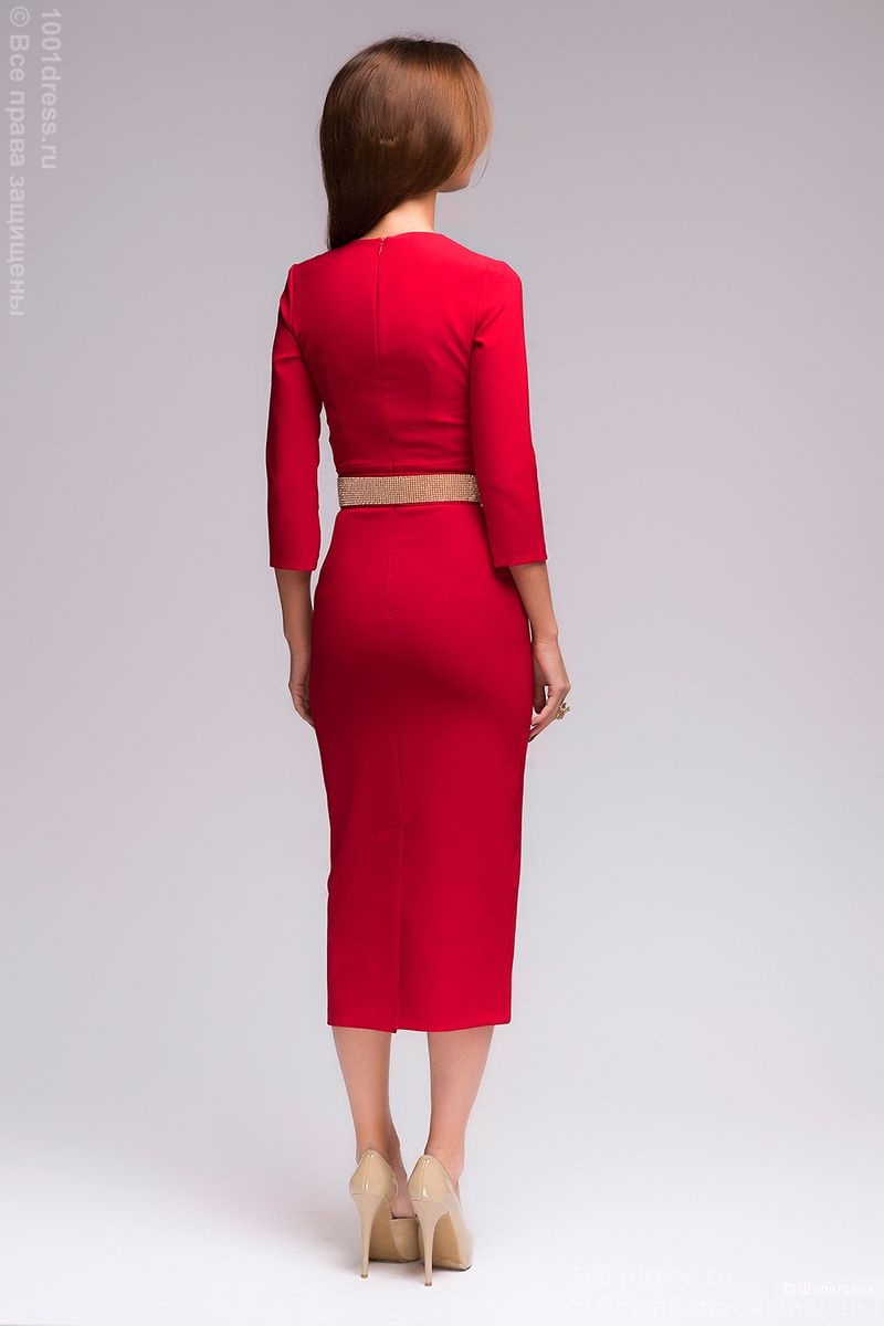 Красное платье длины миди с отделкой стразами горловины и пояса XS