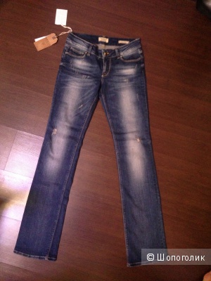 Новые джинсы Guess