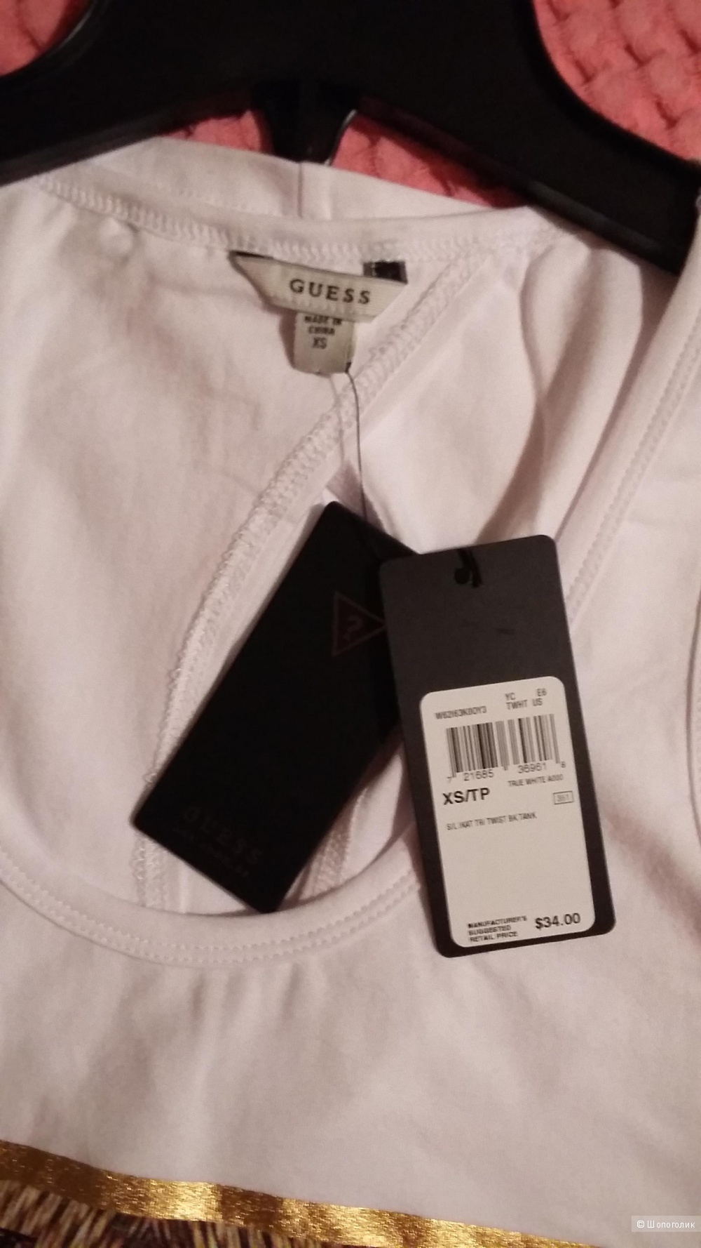 Майка бренда Guess