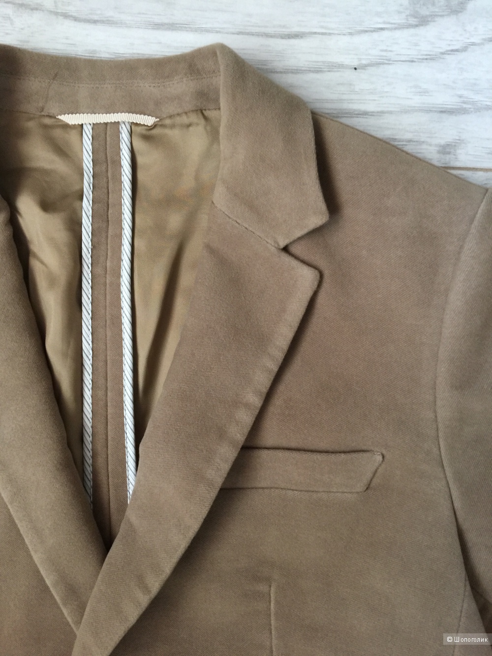 Благородный велюровый пиджак Massimo Dutti
