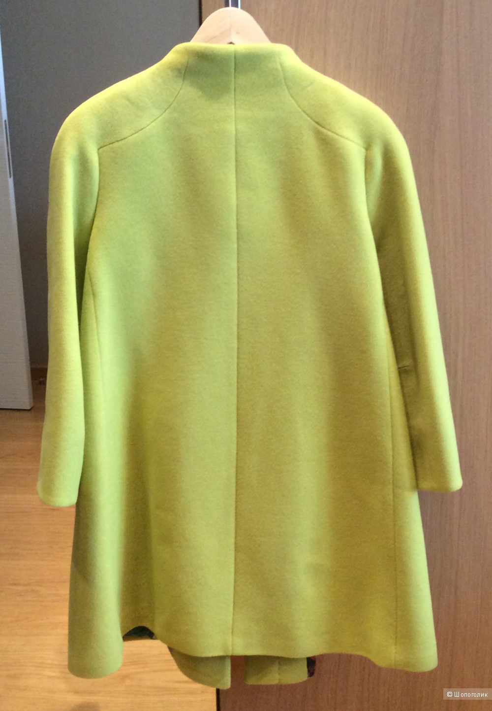 Пальто из шерсти с ангорой красивого цвета лайм р.46-48