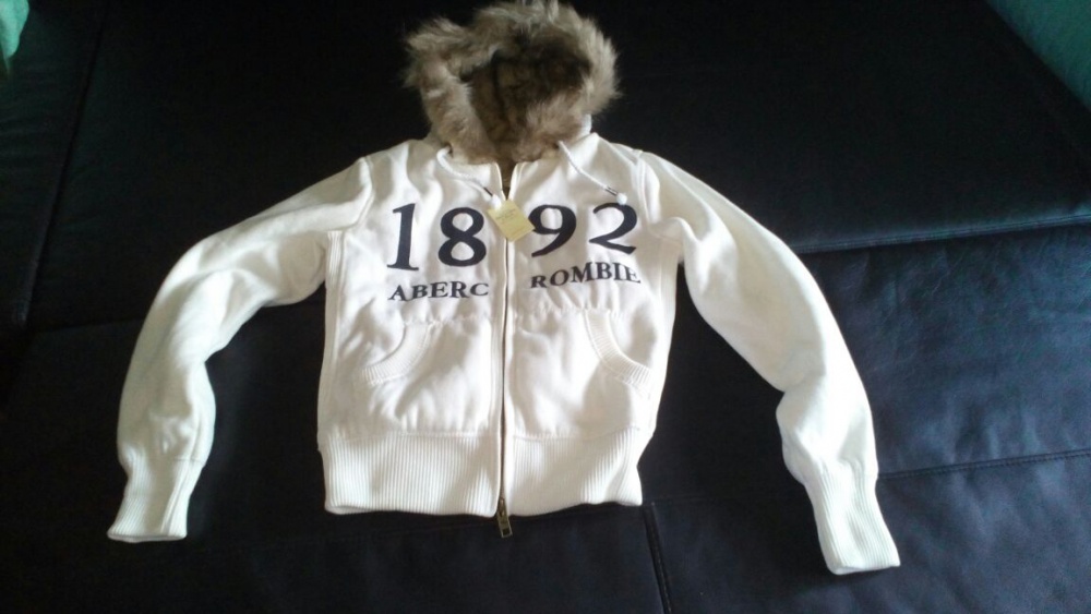 Толстовка (куртка) с мехом Abercrombie р. 42