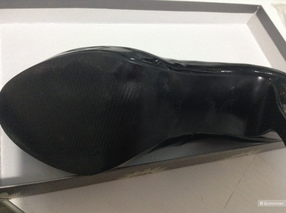 Черные лакированые кожаные туфли Brado 37 р-р