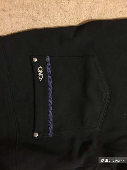 Брюки черные C'N'C' COSTUME NATIONAL 30 джинсовый 44 ит размер.