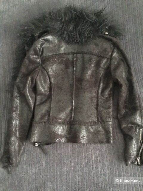 Эффектная куртка-косуха с мехом ламы