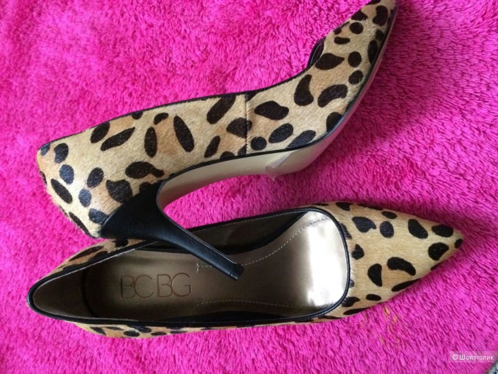 Леопардовые туфли BCBG