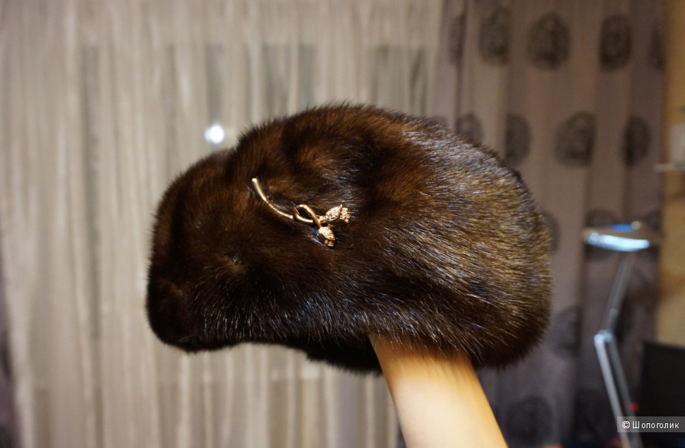 Продам женскую норковую шапку 56-57 размера