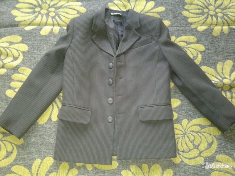Пиджак для мальчика на 8-9 лет (134 см)
