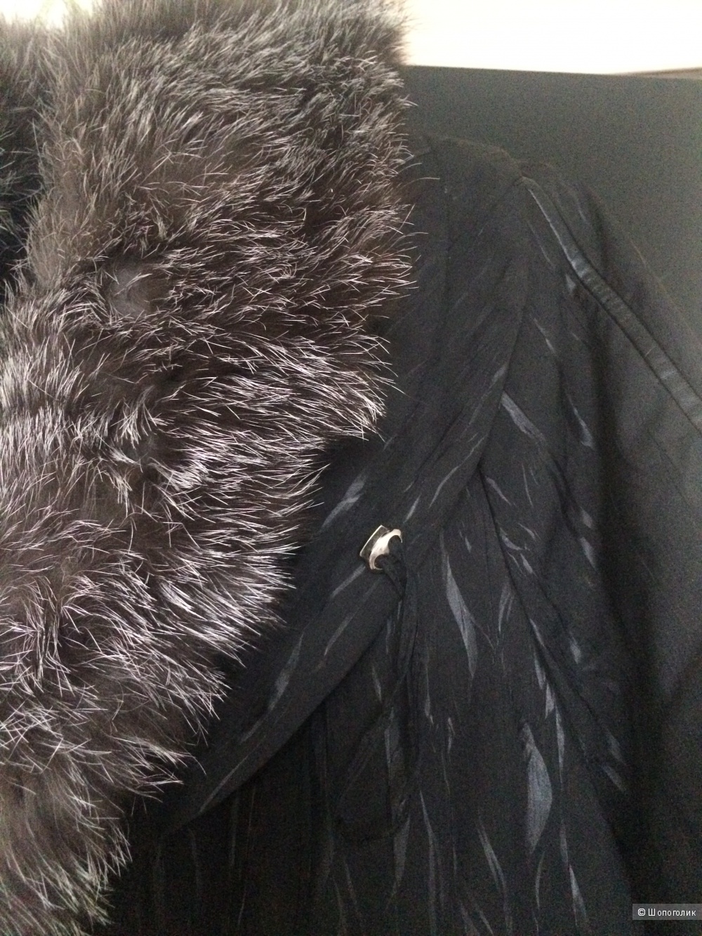 Новое качественное женское пальто (может быть и зимним, и демисезонным)