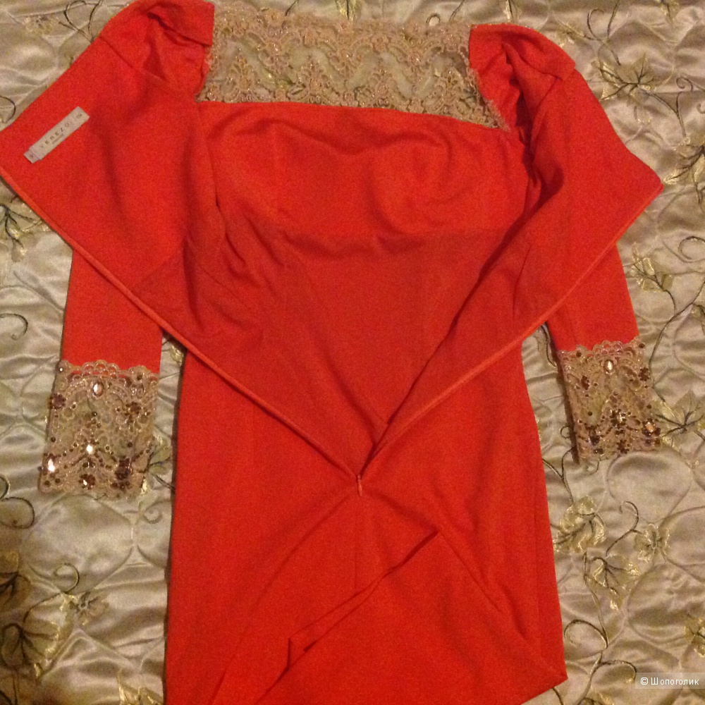Шикарное платье от американского бренда Verezo размер S