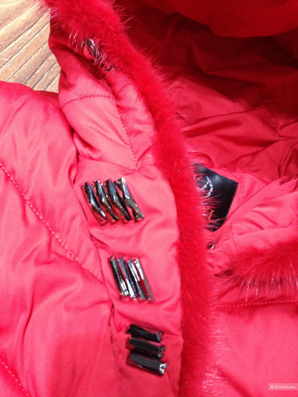 Красивейшая зимняя куртка с отделкой норкой р.48 Новая