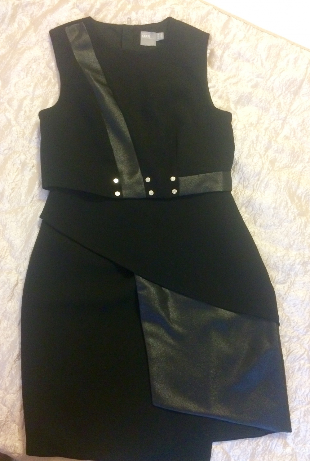 Новое чёрное платье Asos, UK8