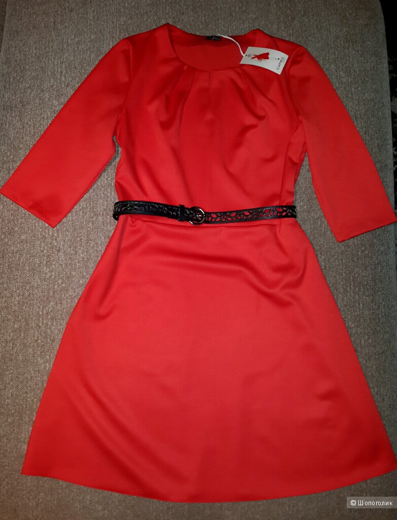 Красное женственное платье размер 46