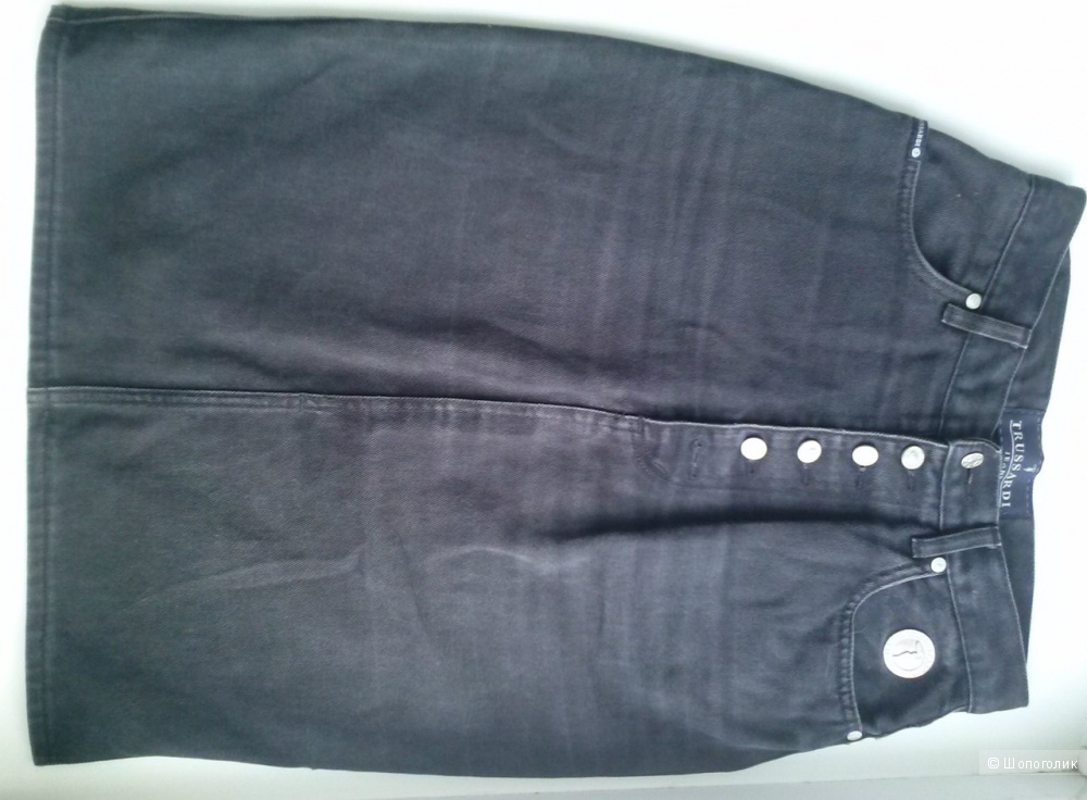 Темно серая джинсовая юбка  trussardi 28