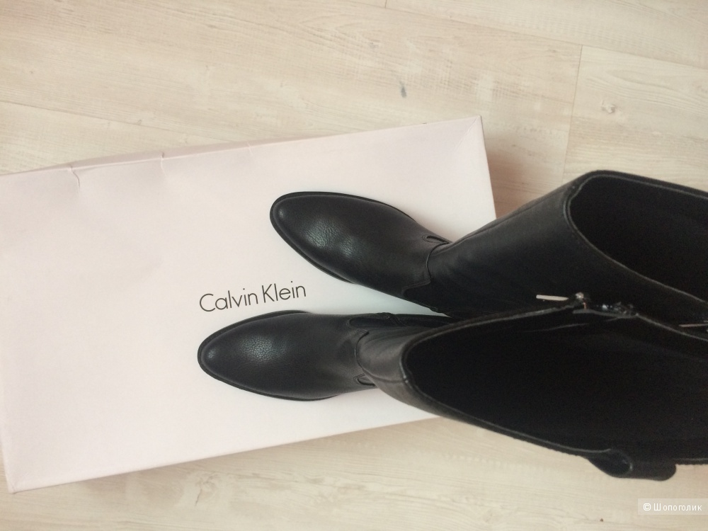 Новые сапоги  Calvin Klein ( оригинал) размер  37,5  под