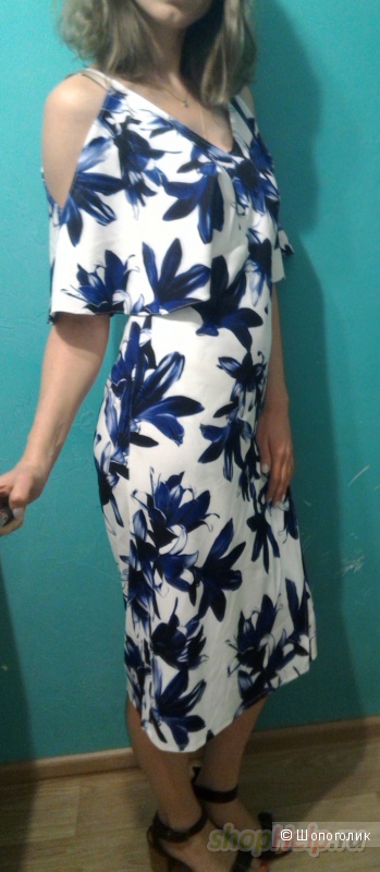 Платье-футляр с синим цветочным принтом и открытыми плечами ASOS